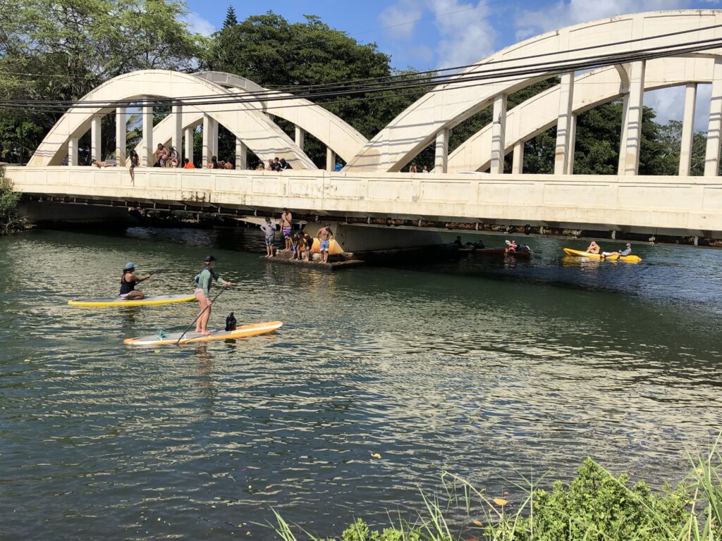 Rainbow Bridge is the landmark for Haleiwa. Local kids love jumping off the bridge. 