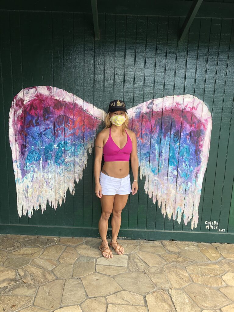 I'm about a foot too short for these pair of wings painted behind Tropical Rush in Haleiwa. (I am 5'0") Take a picture next to the most popular Instagram worthy photo spot in Haleiwa. 