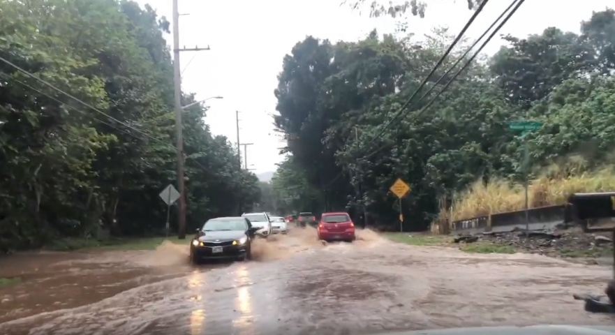 Oahu roads flood bad after a heavy rain pour. Another thing to consider before moving to Oahu.